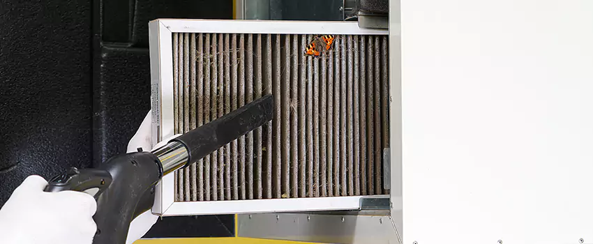 Clogged Air Duct Cleaning Process in Lindenhurst, IL